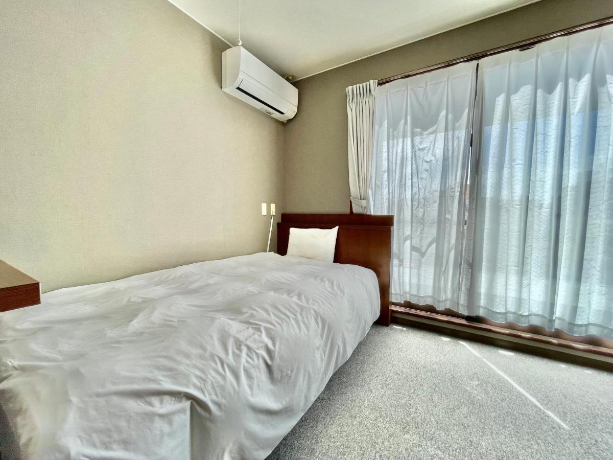 Hotel Umizola นาฮะ ภายนอก รูปภาพ
