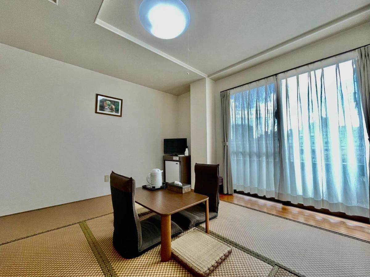 Hotel Umizola นาฮะ ภายนอก รูปภาพ